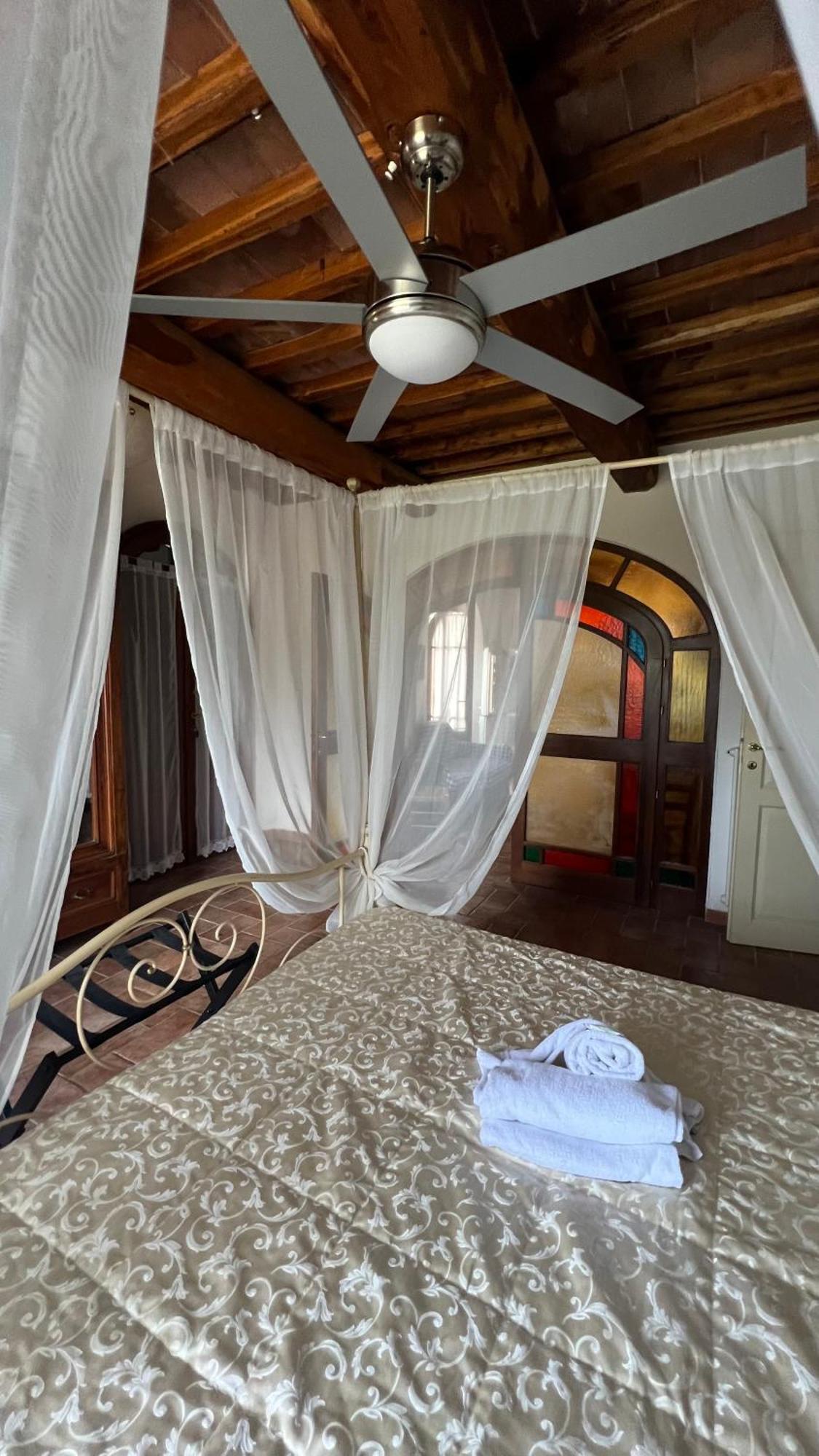 Agriturismo Casallario Volterra Ngoại thất bức ảnh