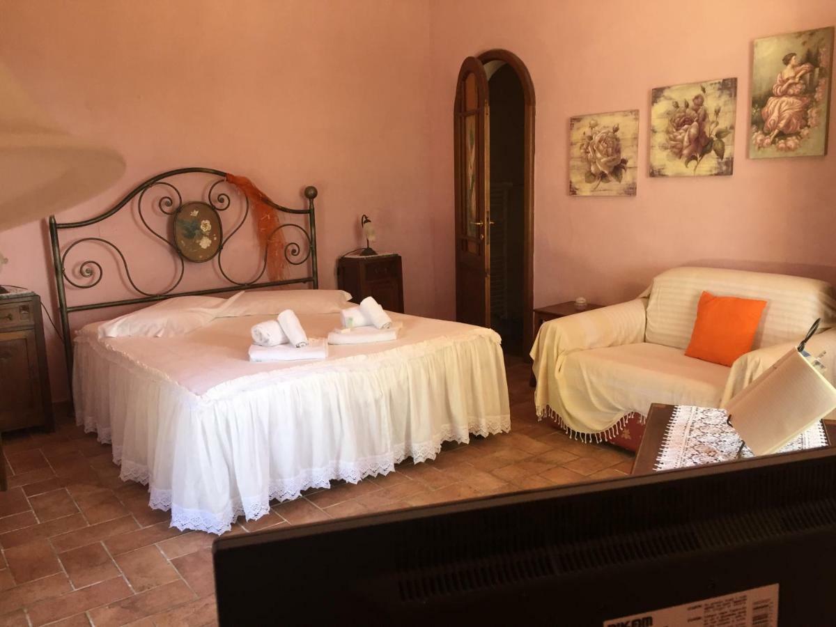 Agriturismo Casallario Volterra Ngoại thất bức ảnh